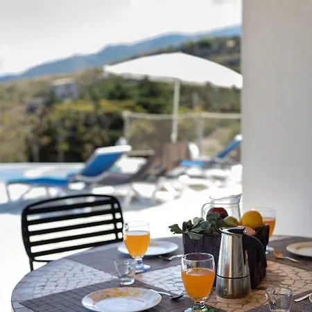 Villa Vista Mare Con Piscina A Sarmuci